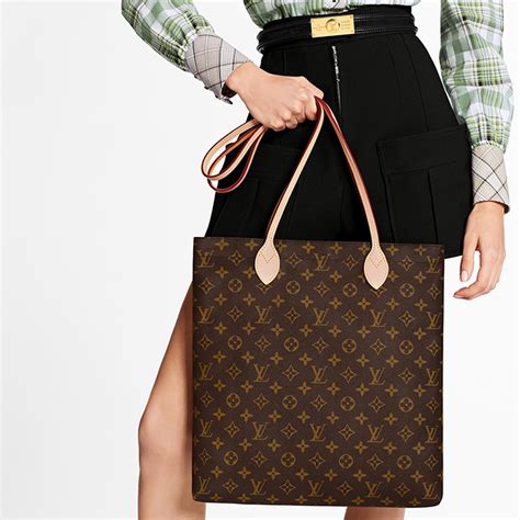 must have louis vuitton bag|louis vuitton carry it bag.